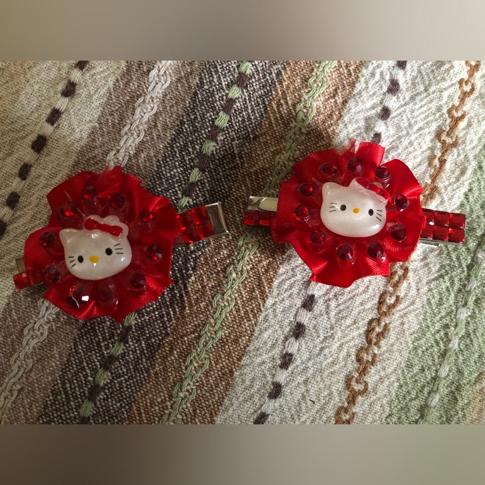 Hair clips